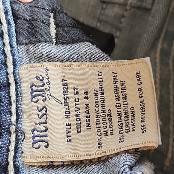 Miss Me Fleur-de-lis Deconstructed Bling Bootcut Jeans Size 27 - Picture 6 of 11